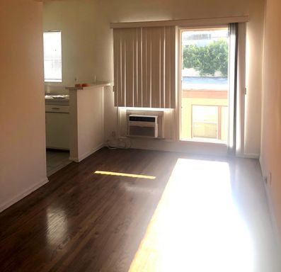 Prime West Hollywood 1BR – Walk to Whole Foods, Trader Joe's & Sunset Strip ⭐ – photo 1