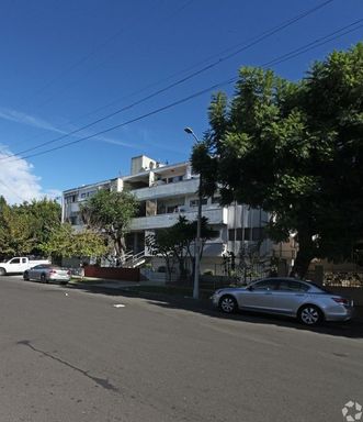 Newly Renovated Studio in the Foothills of Los Feliz – photo 1