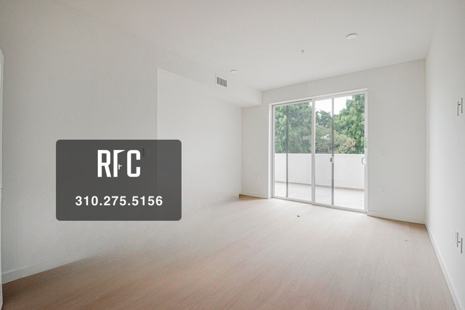 Los Angeles Apartment: 856 S. Gramercy Dr