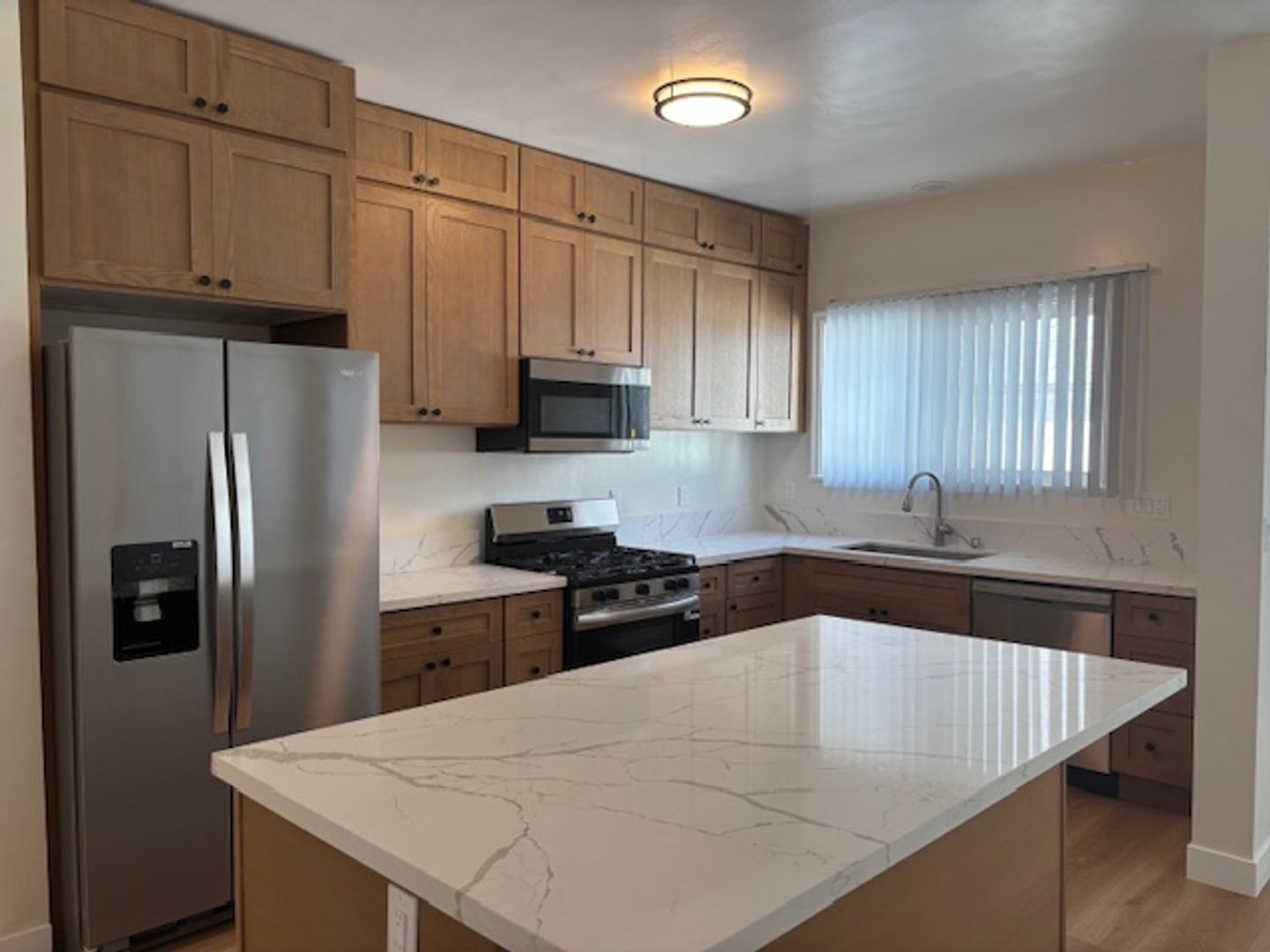 Pasadena Apartment: 211 S. El Molino Ave