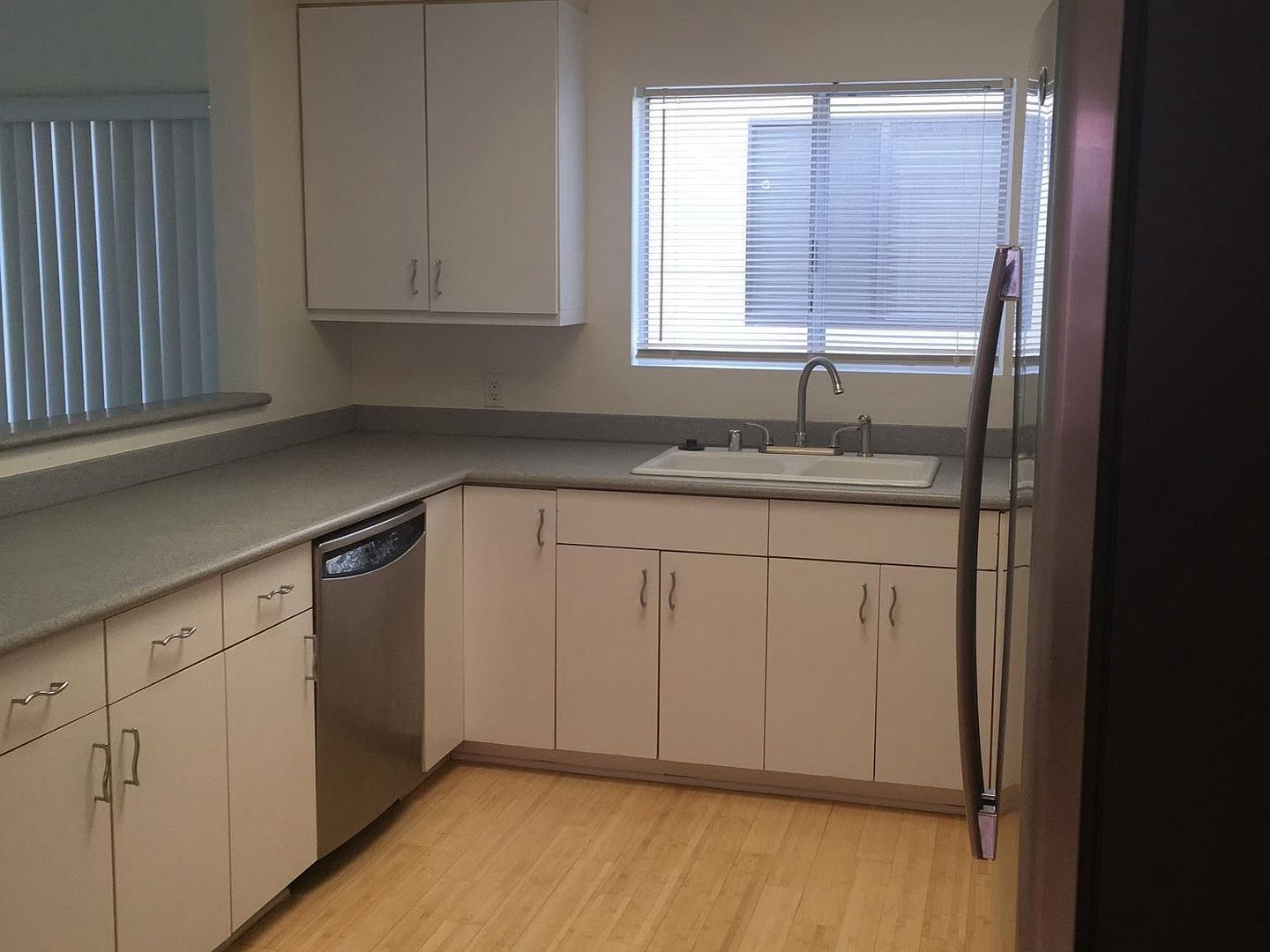 Venice Apartment: 223 Market Street,