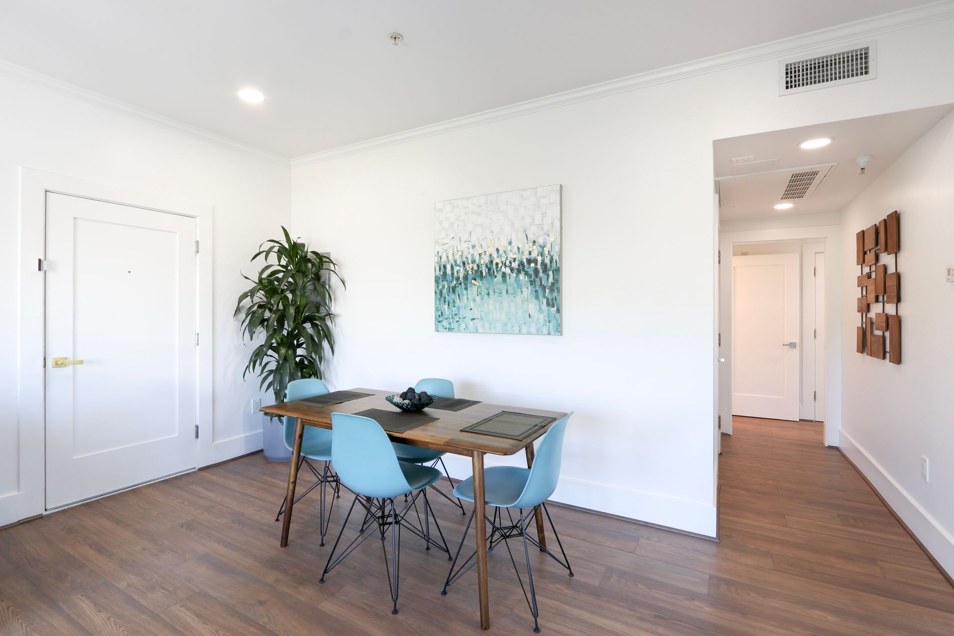 The Harlan Residences 2 of 12