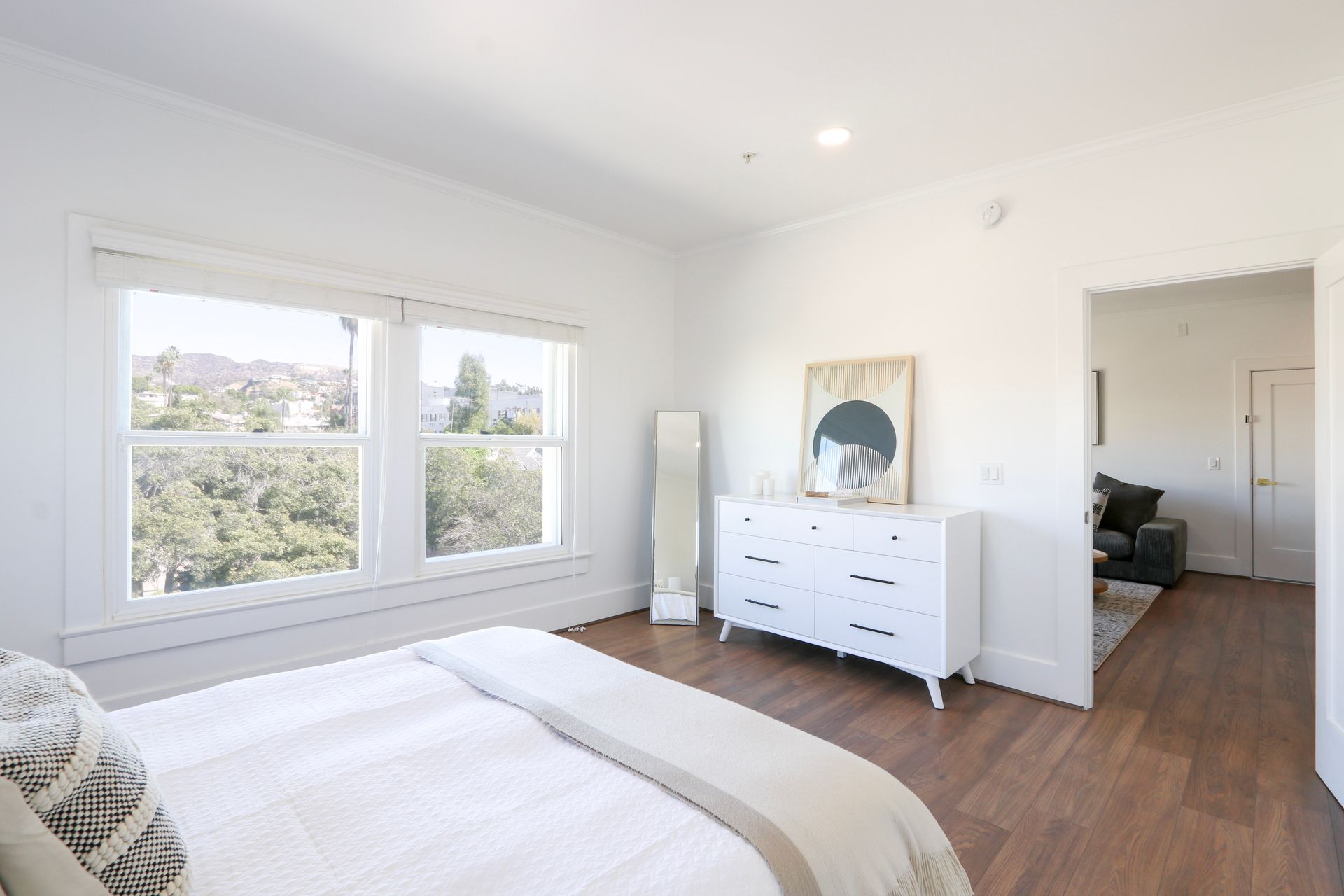 The Harlan Residences 5 of 12