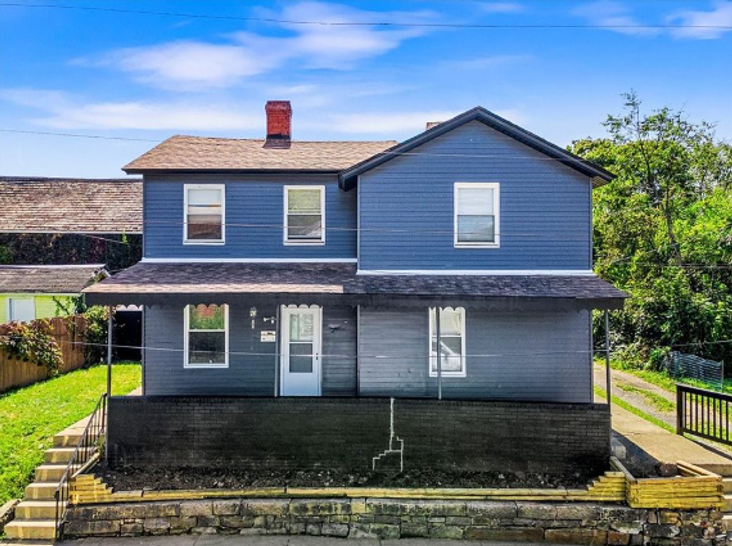 Beaver Falls Apartment: 315 12th St