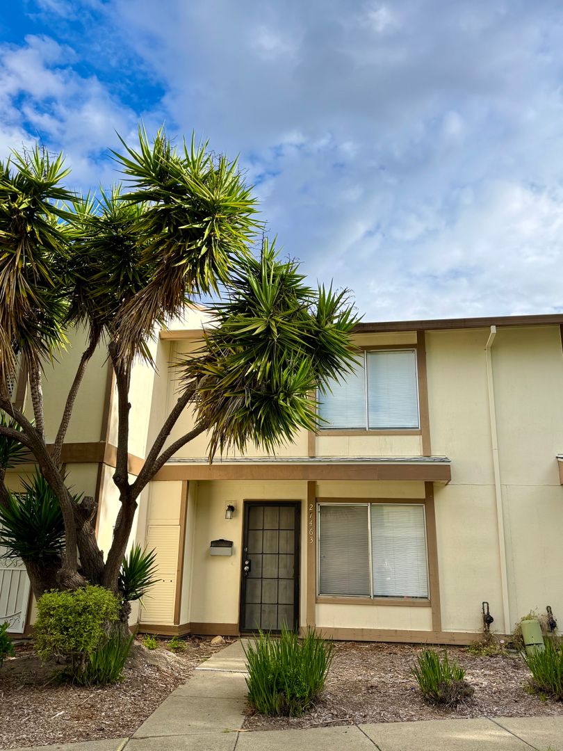 Hayward House: 27463 Ponderosa Ct.