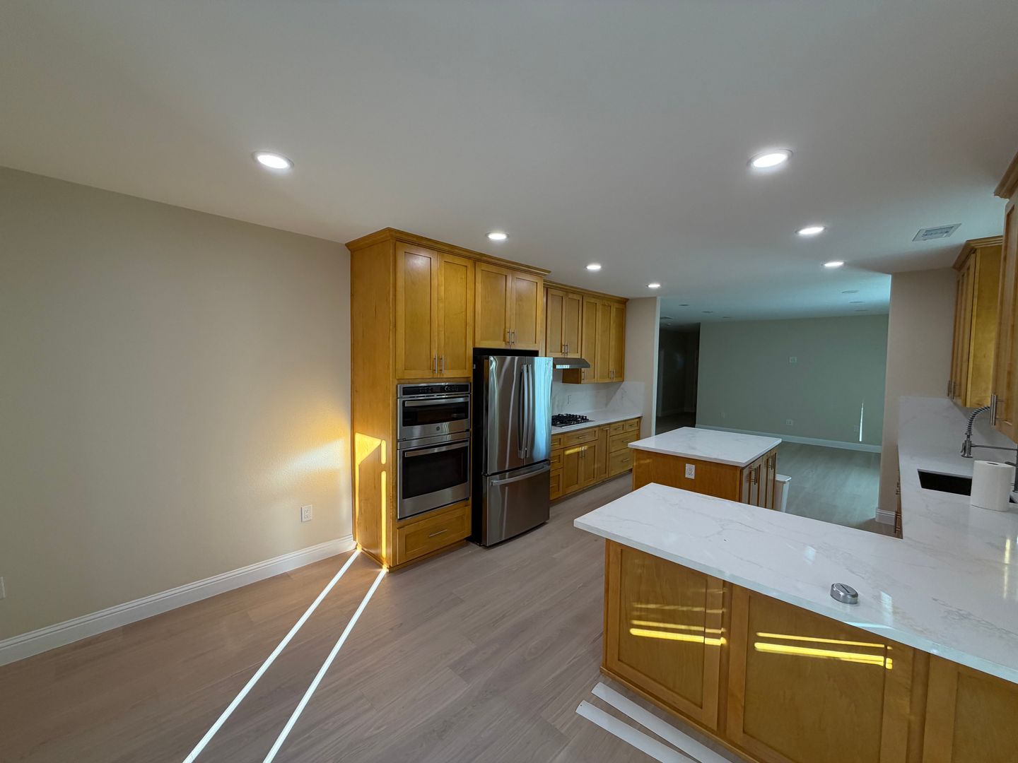 San Leandro Apartment: 985 Williams St.