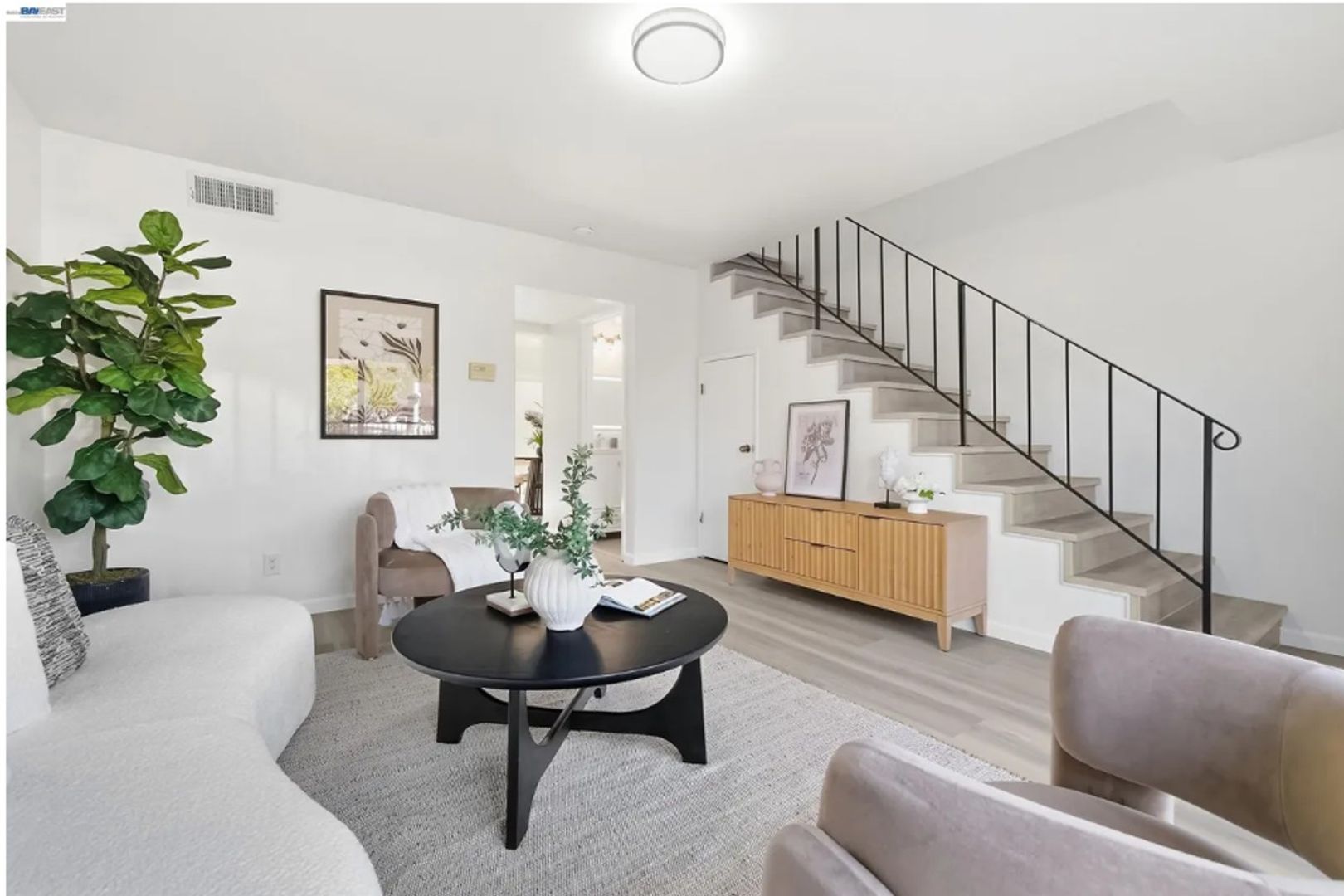 Union City House: 4636 Granada Way