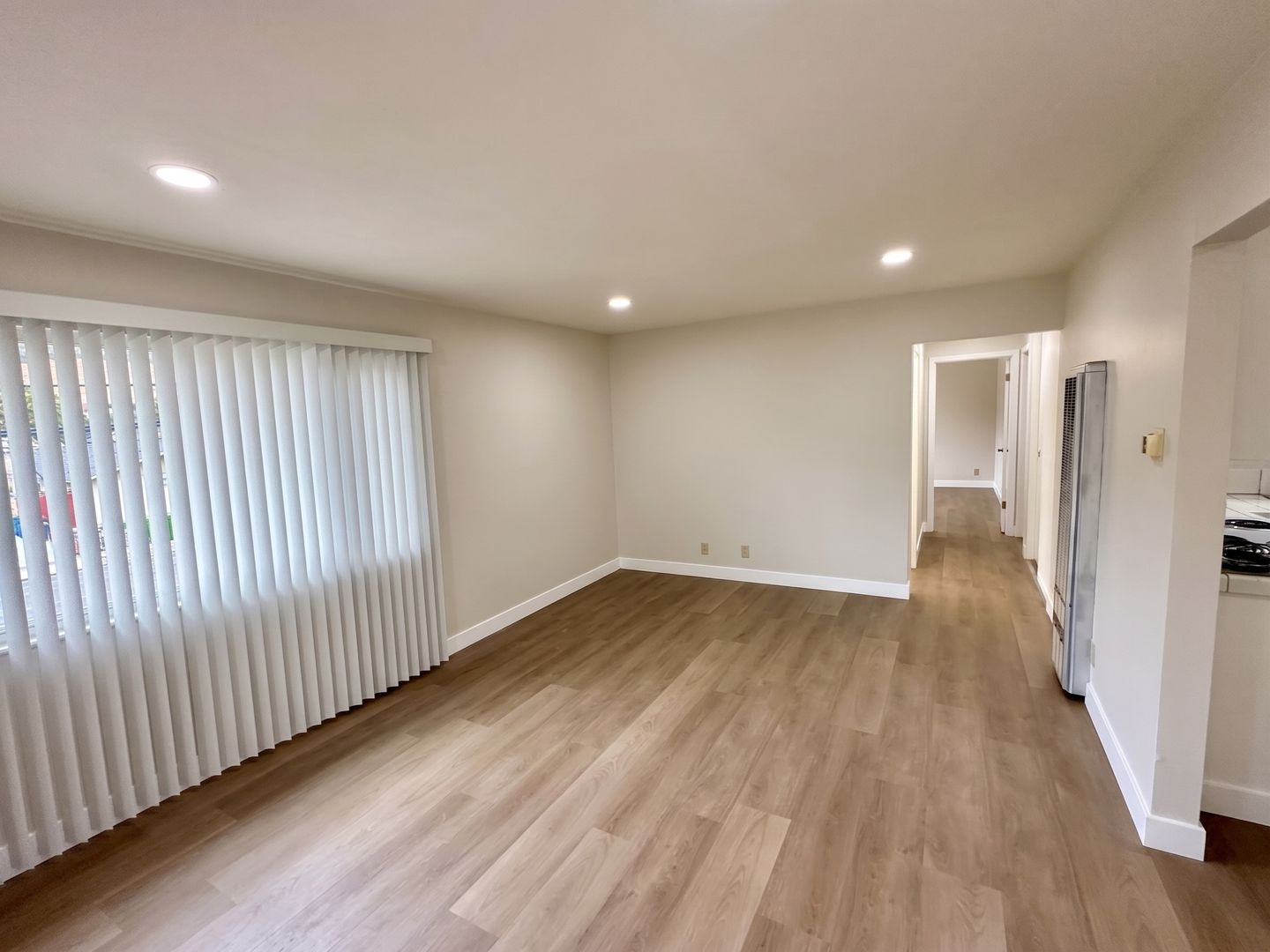 Hayward Apartment: 29885 Vanderbilt St.