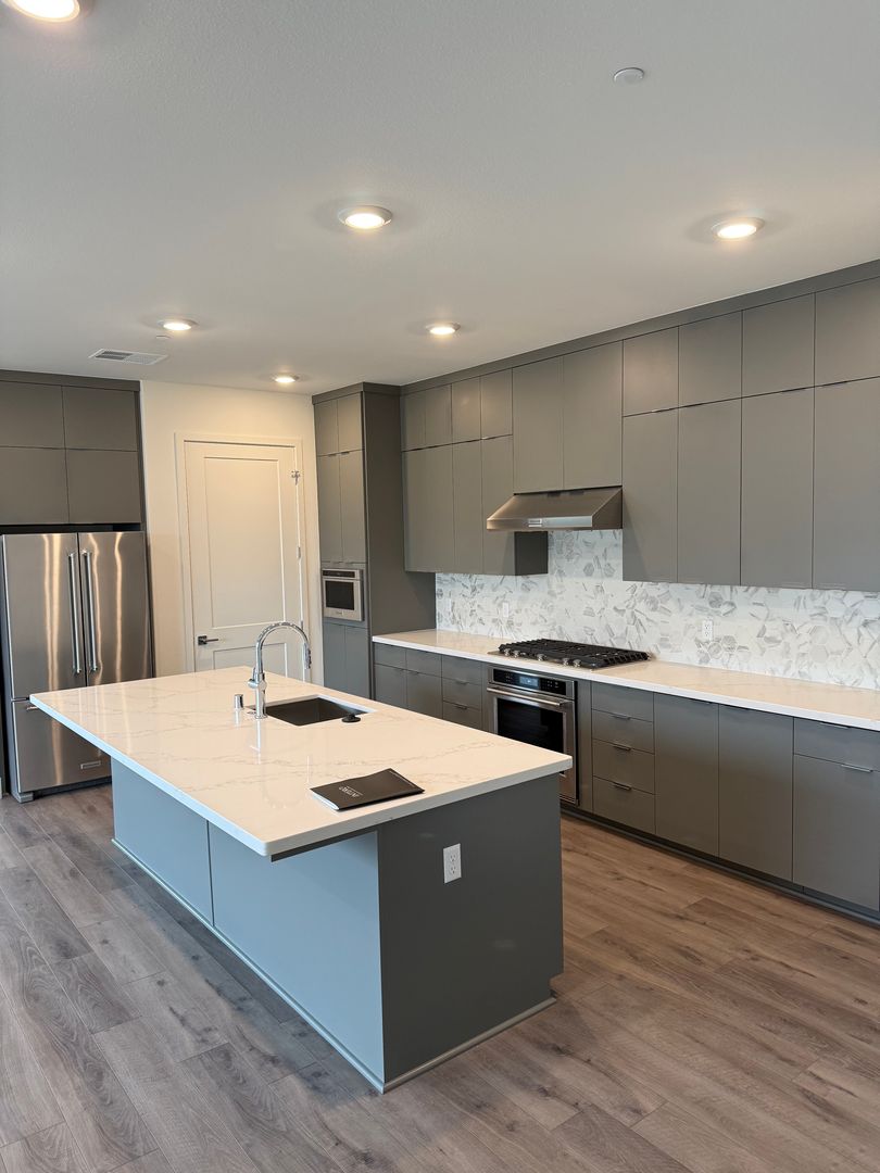 Fremont Condo: 44862 S. Grimmer Blvd.