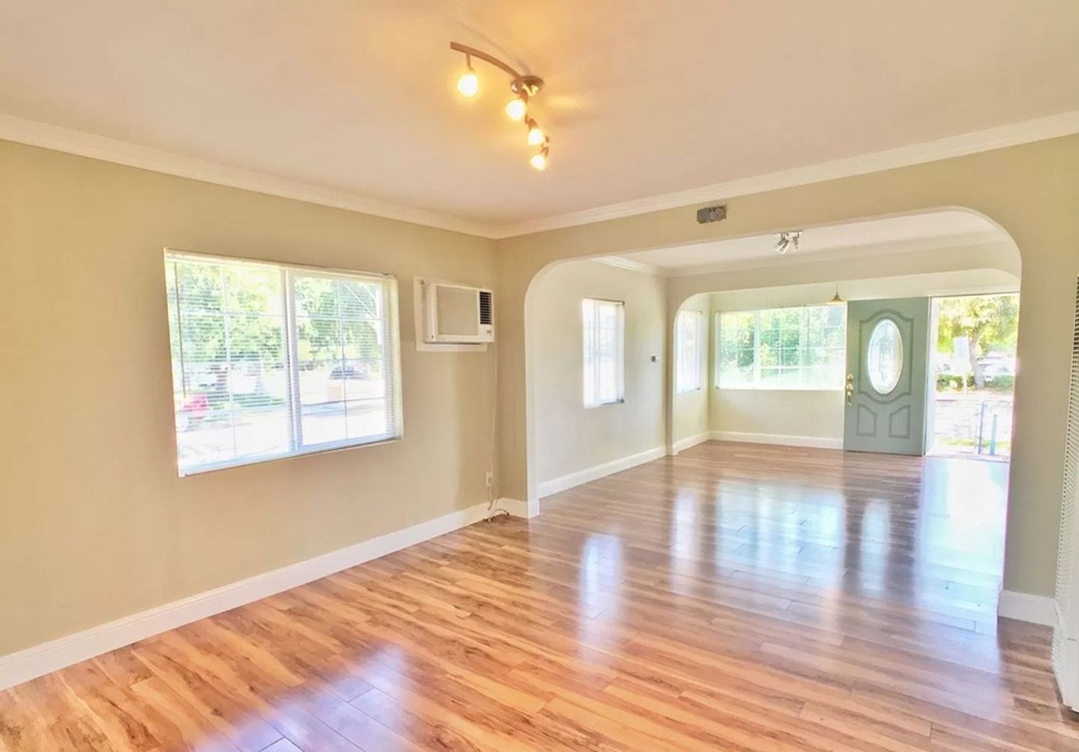 Hayward House: 256 B St.