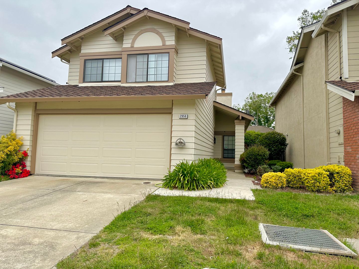 Fremont House: 2956 Park Place Cmn.