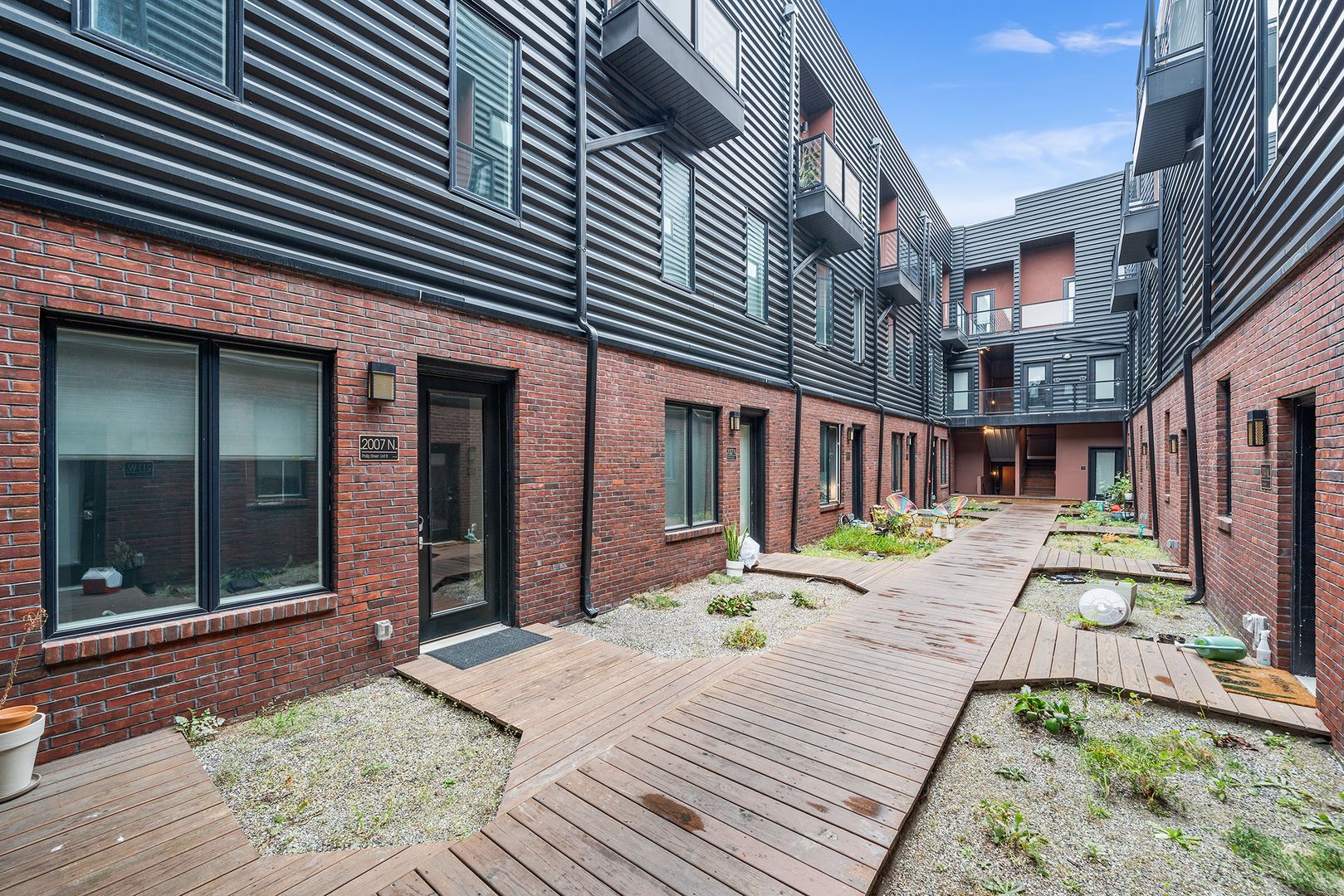 Philadelphia Townhome: 203-213 W Norris St, 2007 N Philip St - TH4