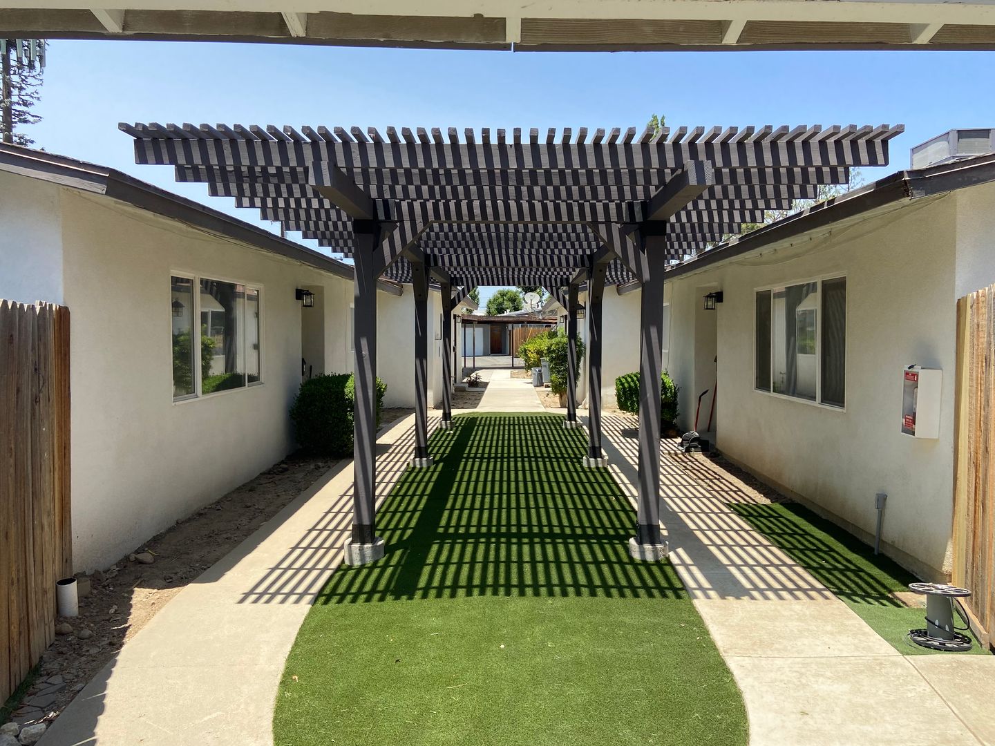 Bakersfield Apartment: 920 Princeton Avenue