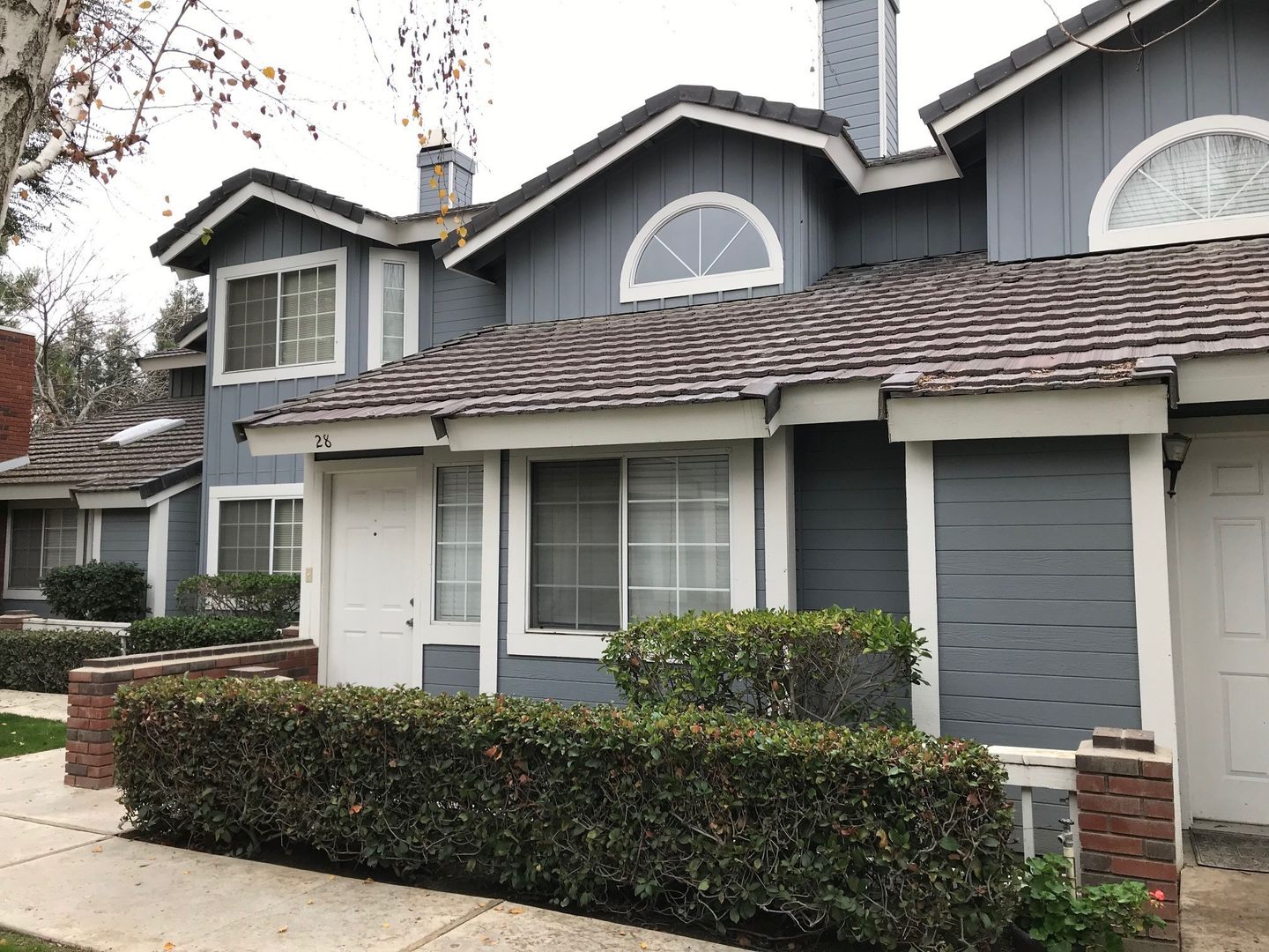 Bakersfield Townhome: 2600 Brookside Drive #28