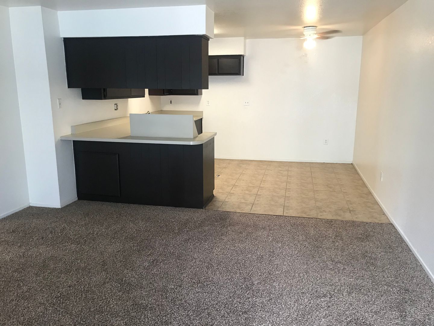 Bakersfield Apartment: 2006 Kentucky Street