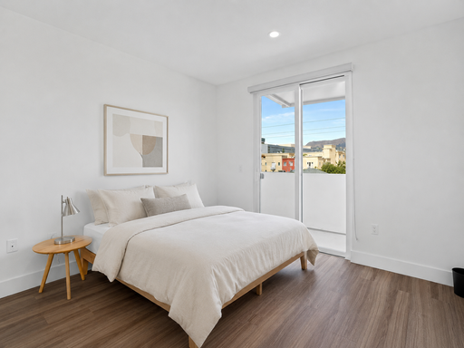 Modern Coliving and Private Apartments at Ecco Paramount in Hollywood – photo 1