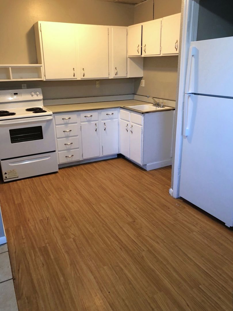 232 Fairlane Unit 4, Lansing, KS 66043