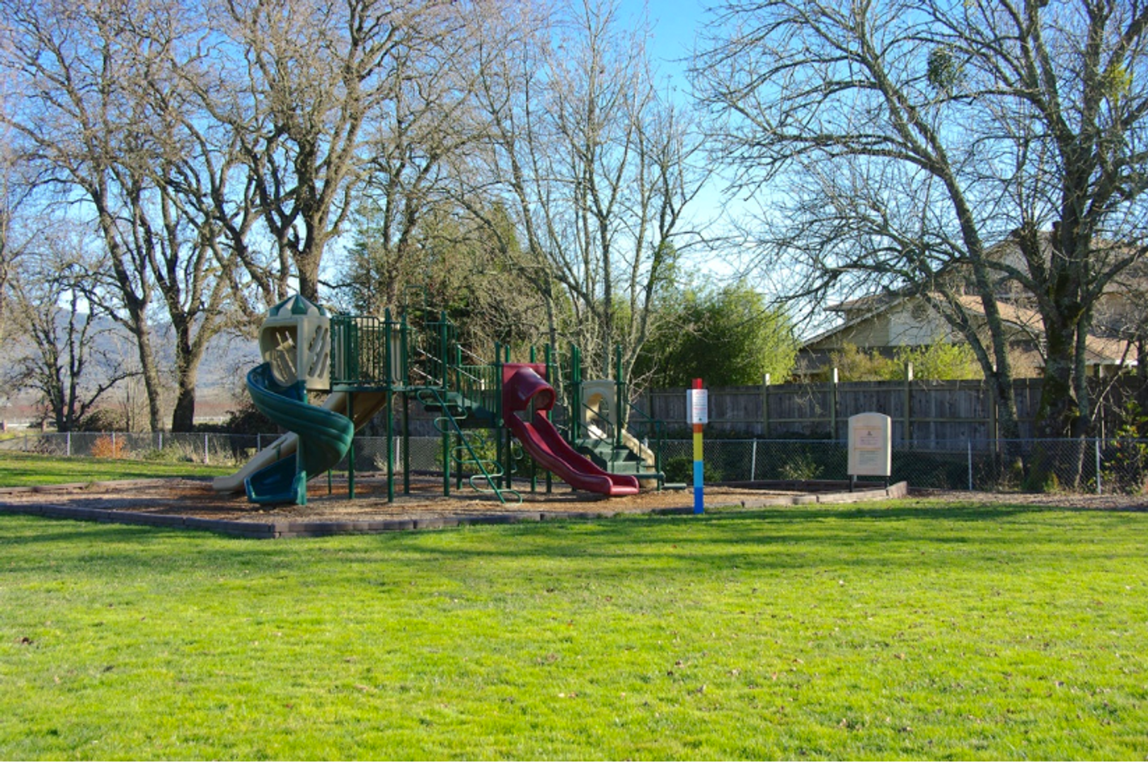 UKIAH Apartment: 865-895 SOUTH ORCHARD AVE