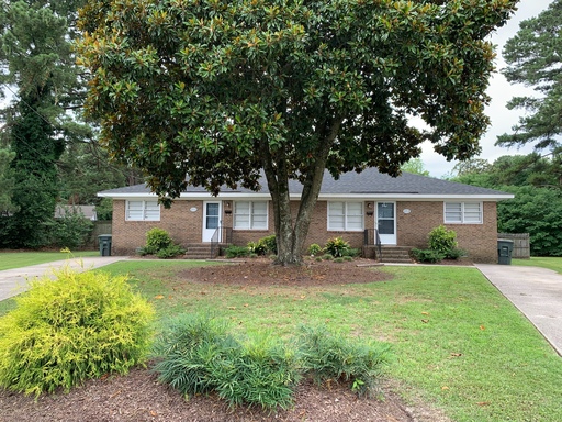 5 blocks from Campus - 5 or 6 person home (rented with the neighboring unit) – photo 1