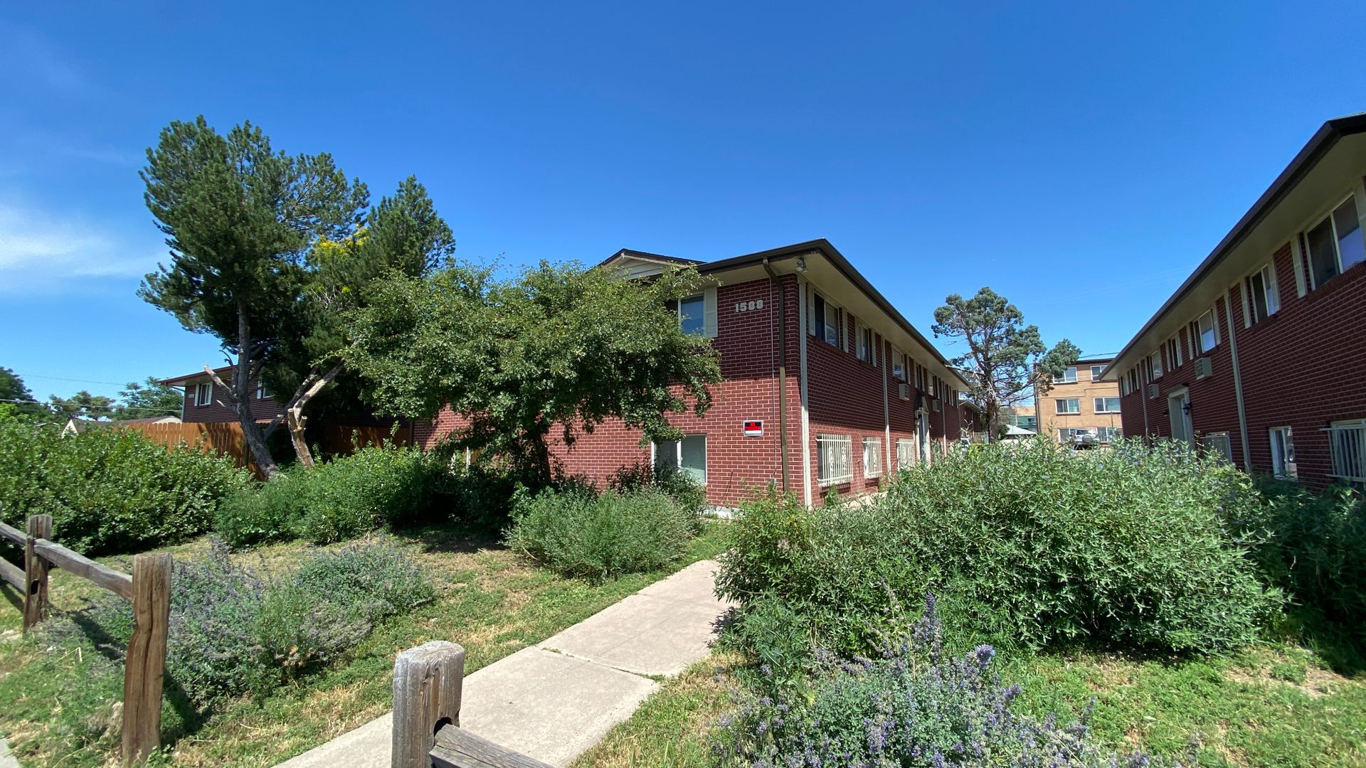 Aurora Apartment: 1588 Macon St #103