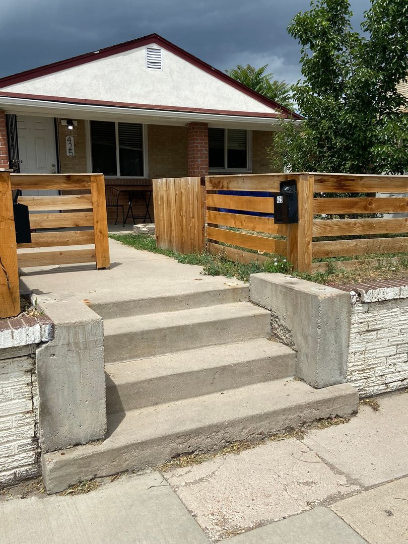 Denver House: 425 S Raleigh Street