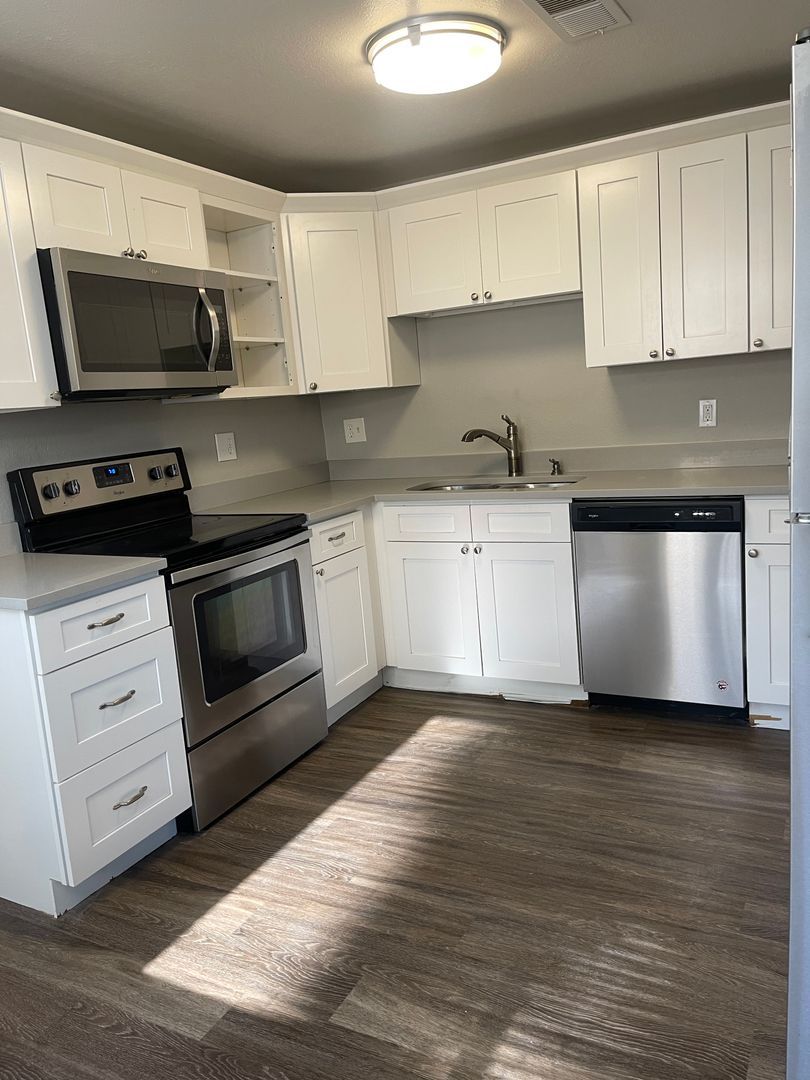 Lakewood Condo: 1723 Robb Street #40