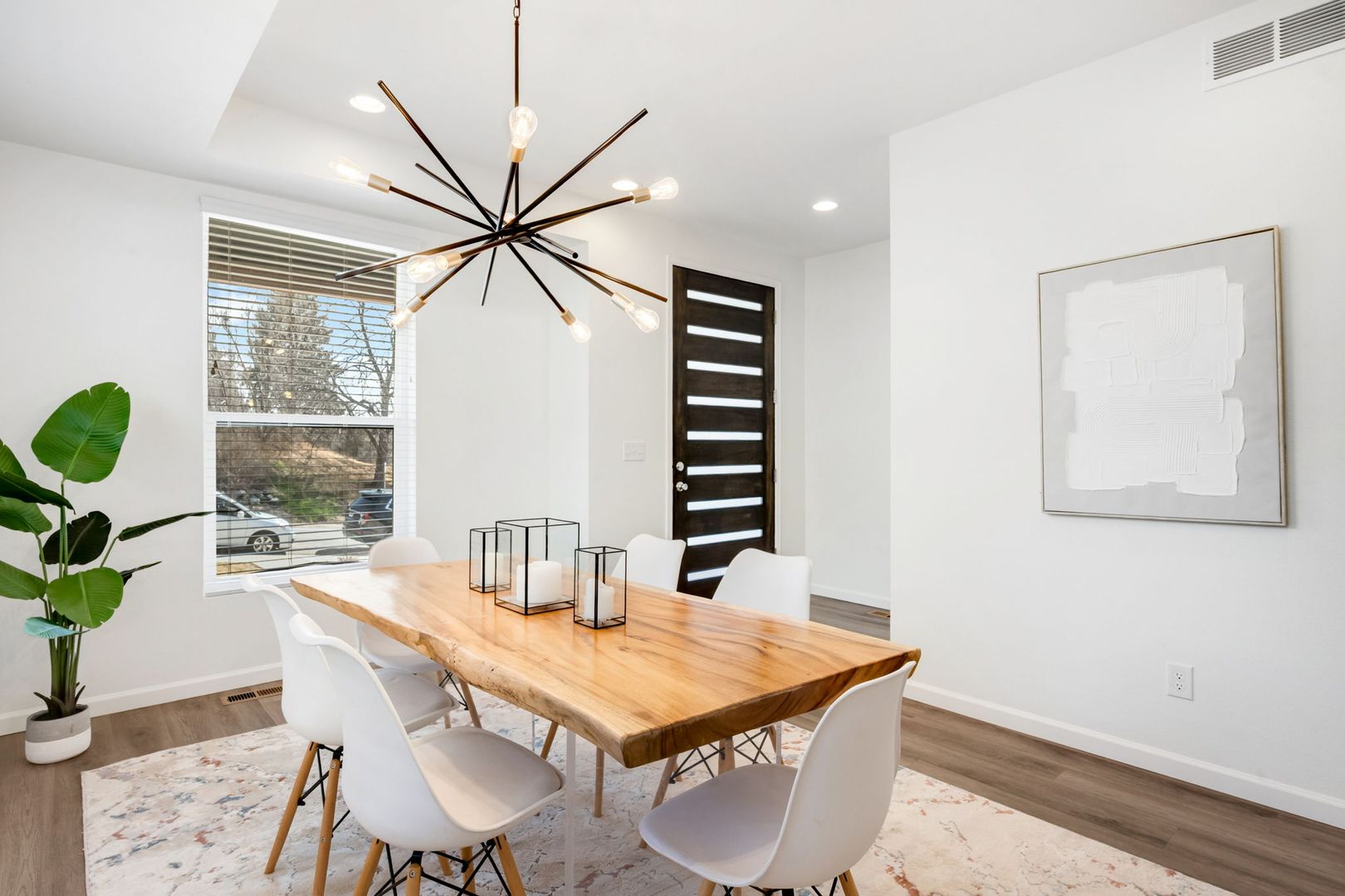 Spacious 5-Bedroom Duplex in Denver Near Sloan’s Lake 4 of 12
