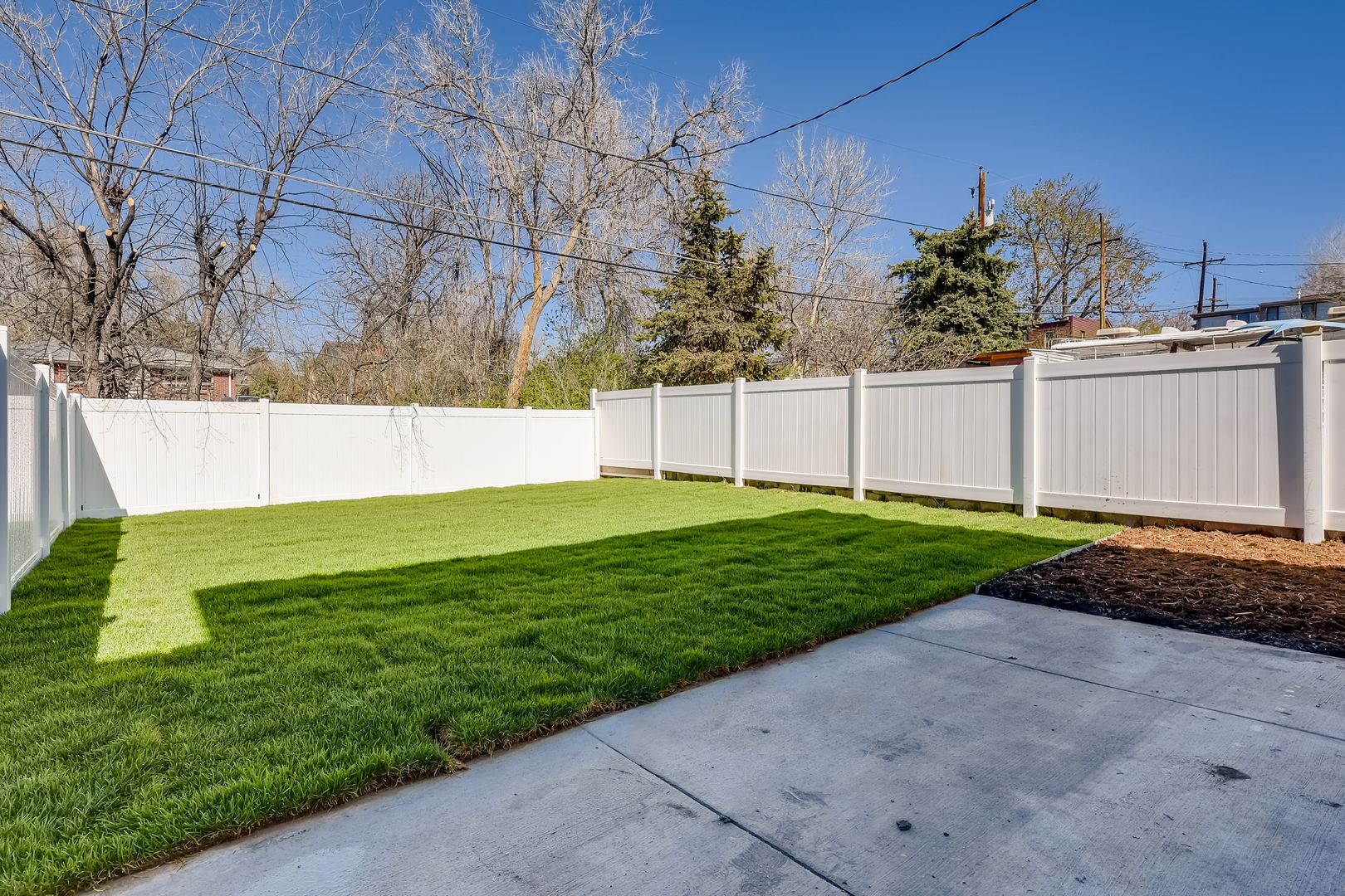 Beautiful 3-Bedroom Duplex Available in West Denver 11 of 12