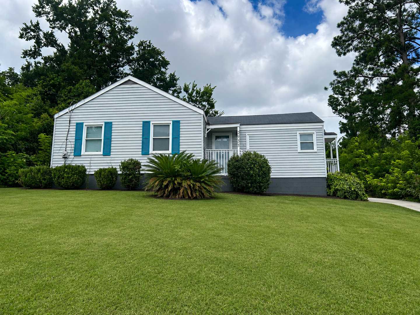 Augusta House: 2933 Hummingbird Lane - 2933 Hummingbird Lane