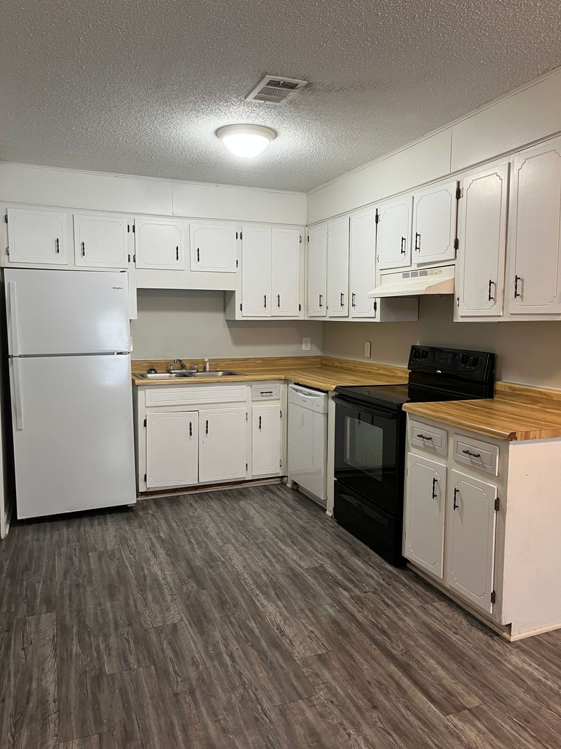 Augusta Apartment: 2548 Wheeler Rd. - 11