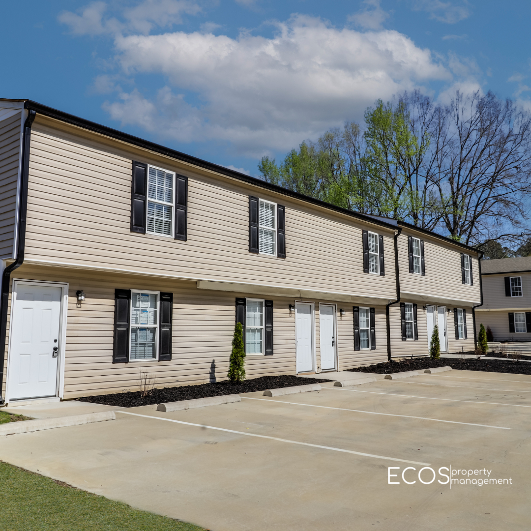 Thomson Apartment: 604 Dell Drive