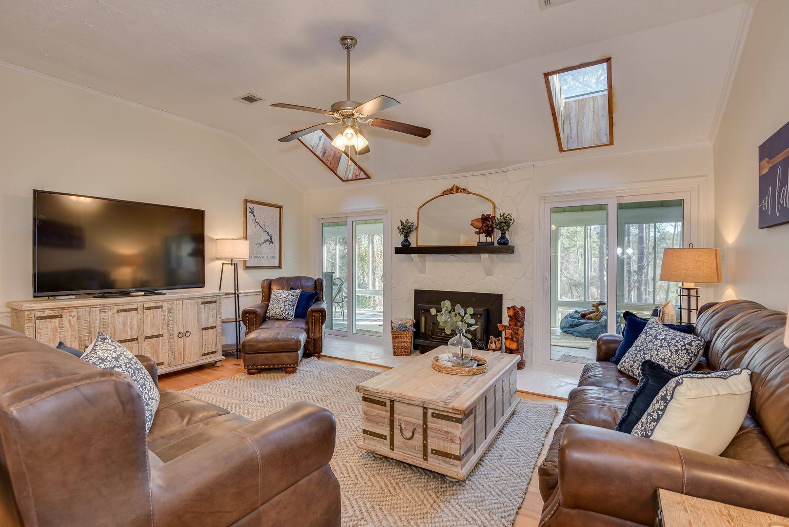 Lincolnton House: 1136 Jamaica Avenue