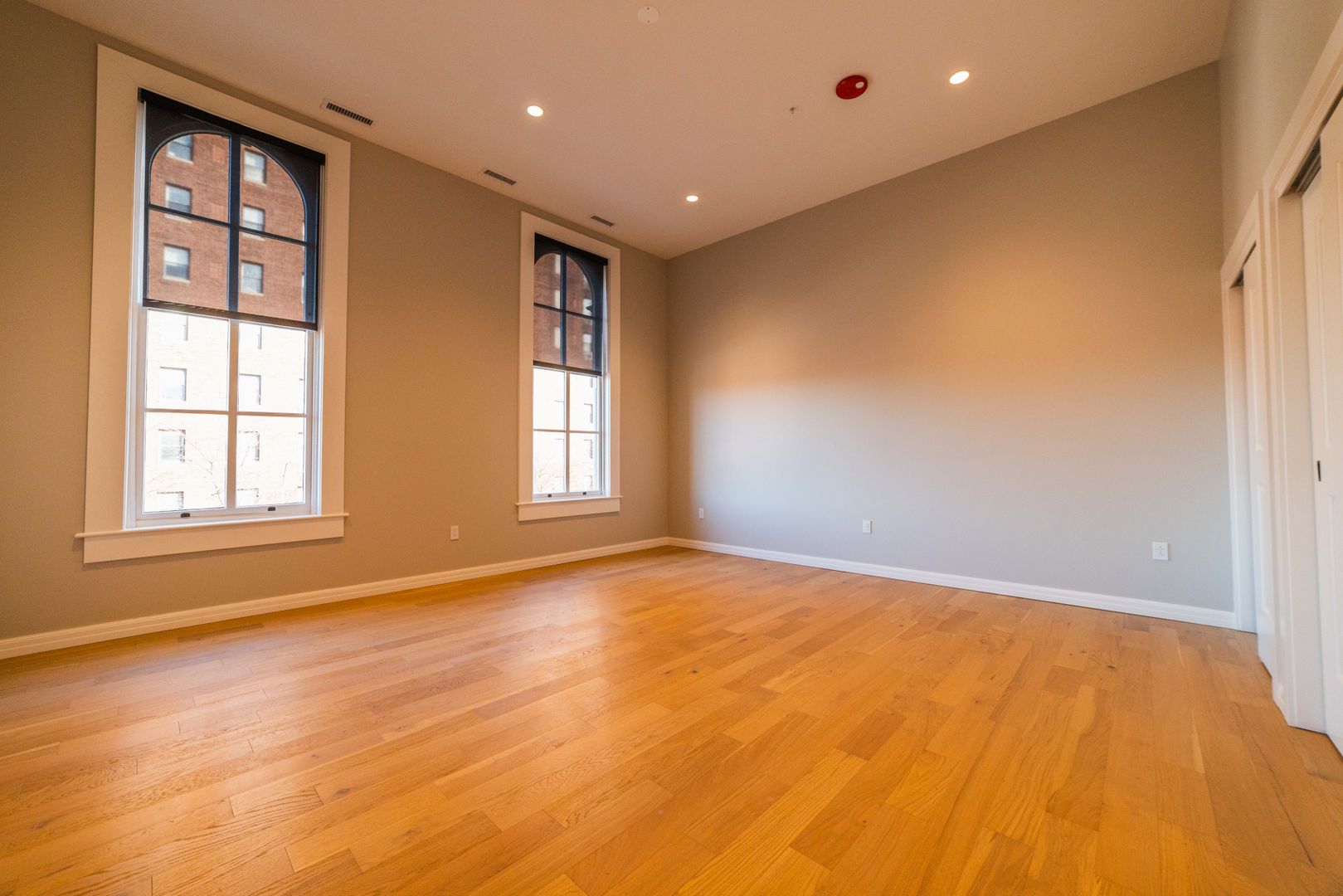 Erie Apartment: 22 North Park Row