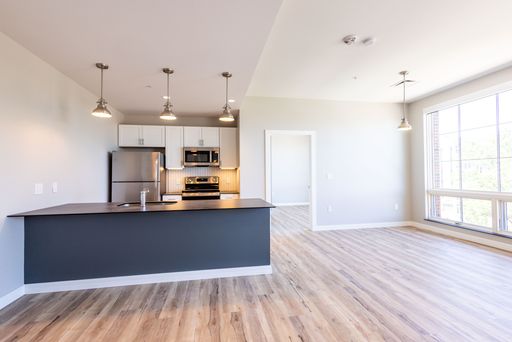 Peach & 5th West - Unit 407 – photo 1