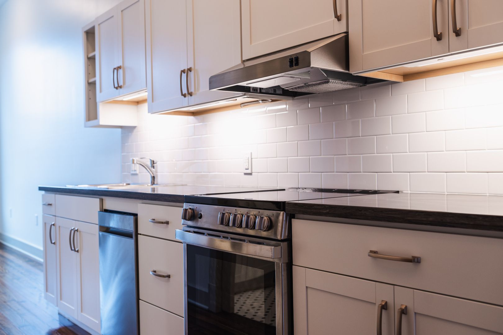 Erie Apartment: 429 State Street