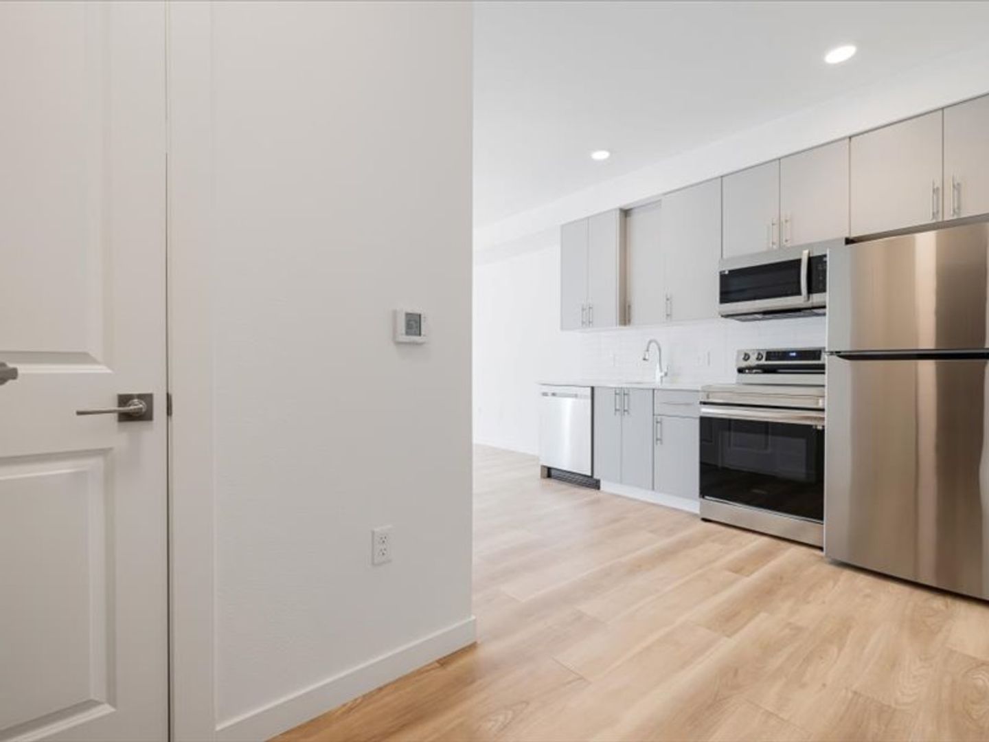 Tigard Apartment: 7440 SW Hermoso Way