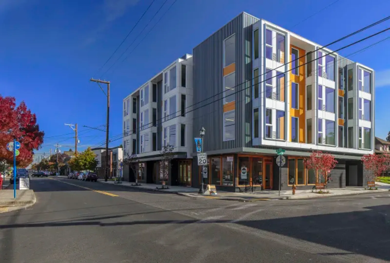 Portland Apartment: 4946 NE 13th Avenue