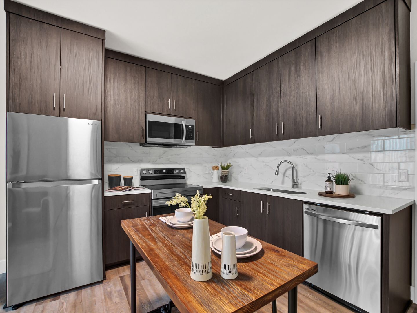 Portland Apartment: 7350 N Greenwich Ave