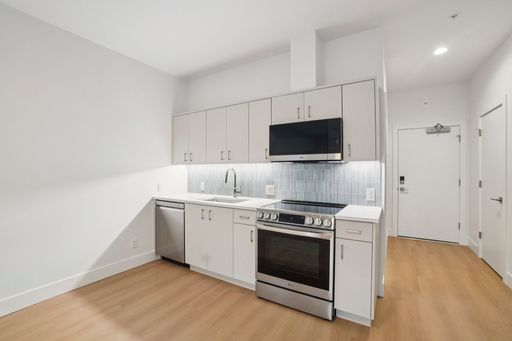 BRAND NEW Beaverton Apartments with Free Rent – photo 1