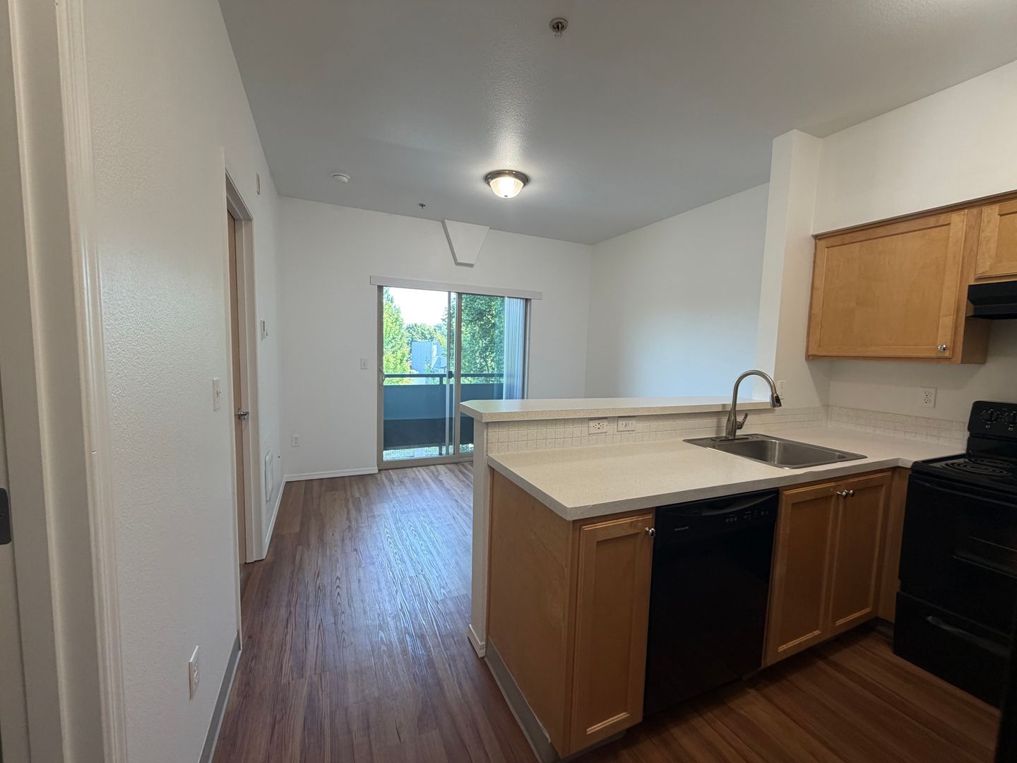 Portland Apartment: 9000 N Ivanhoe St