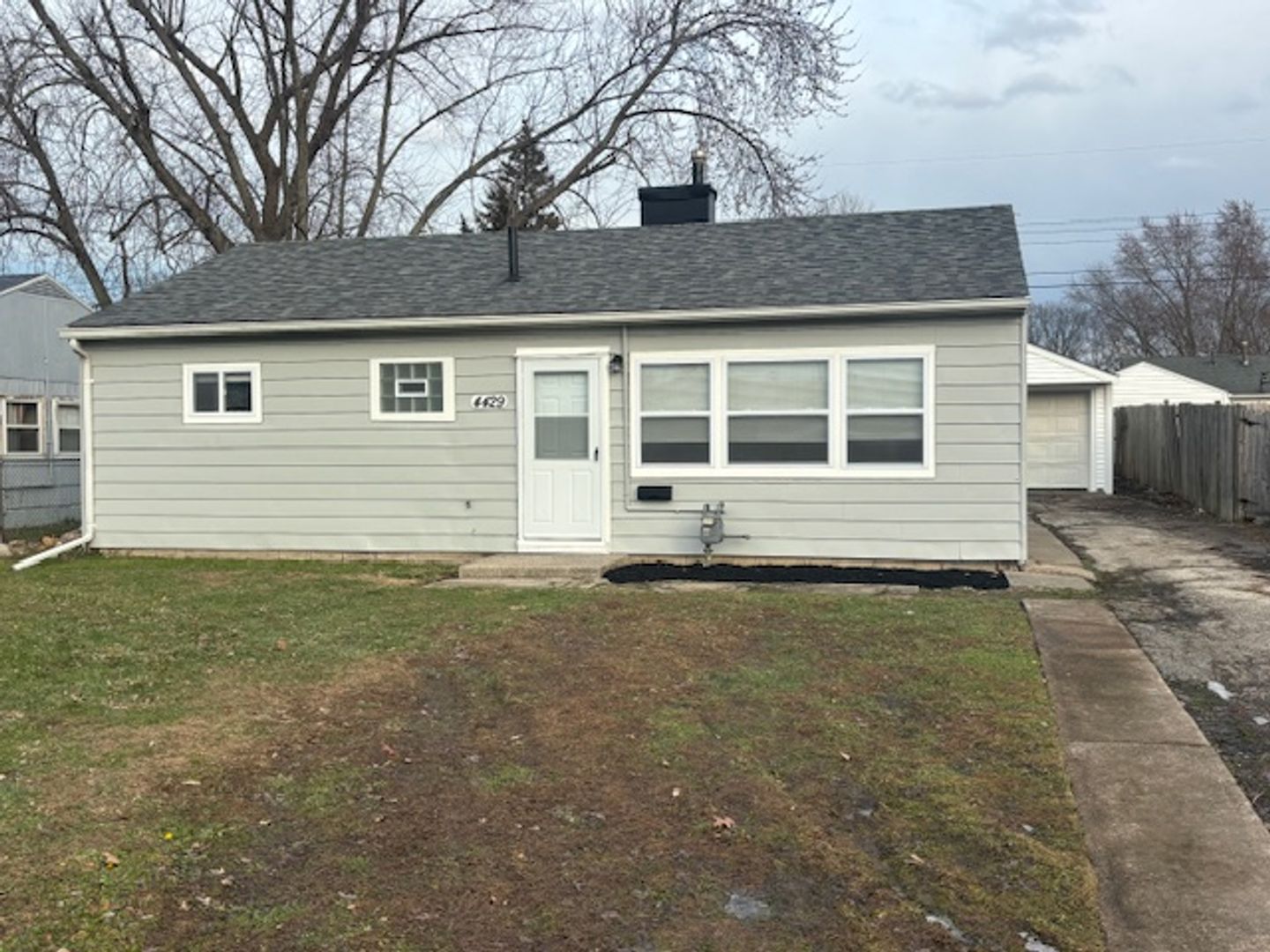 Lorain House: 4429 Camden Ave.