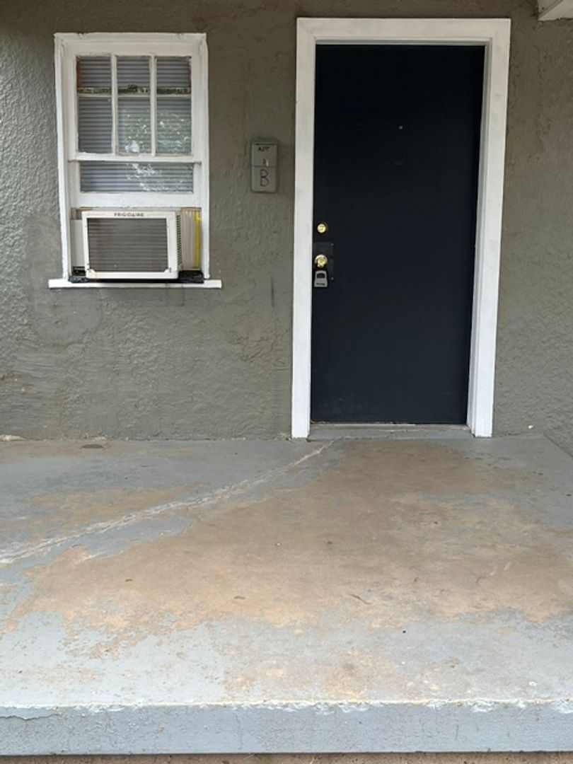 Amarillo Apartment: 702 N Buchanan