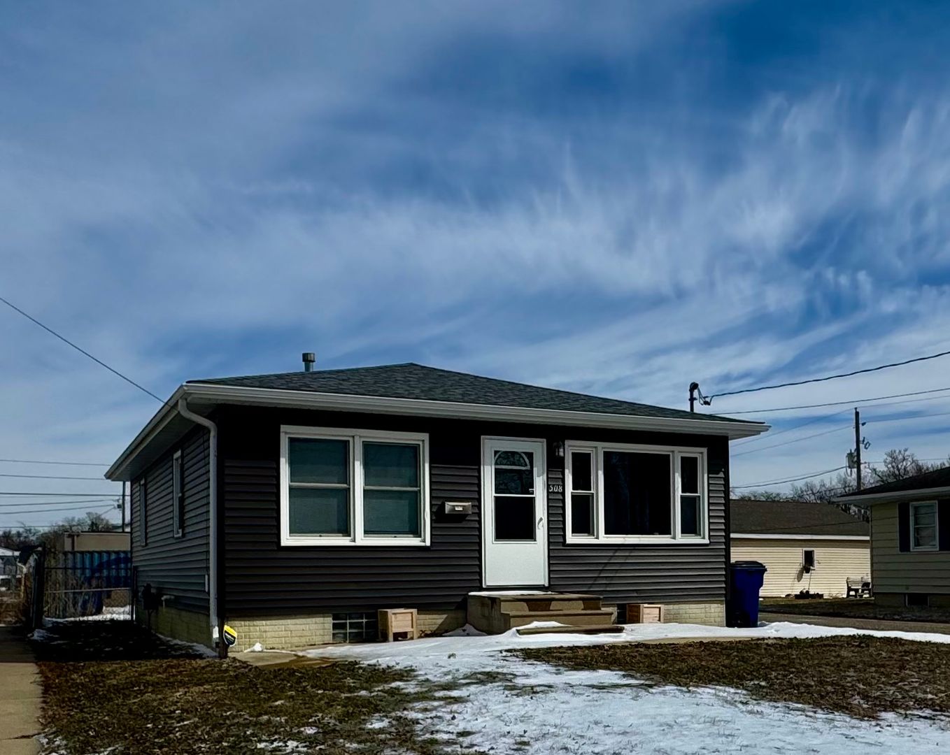 Waterloo House: 508 Hartman