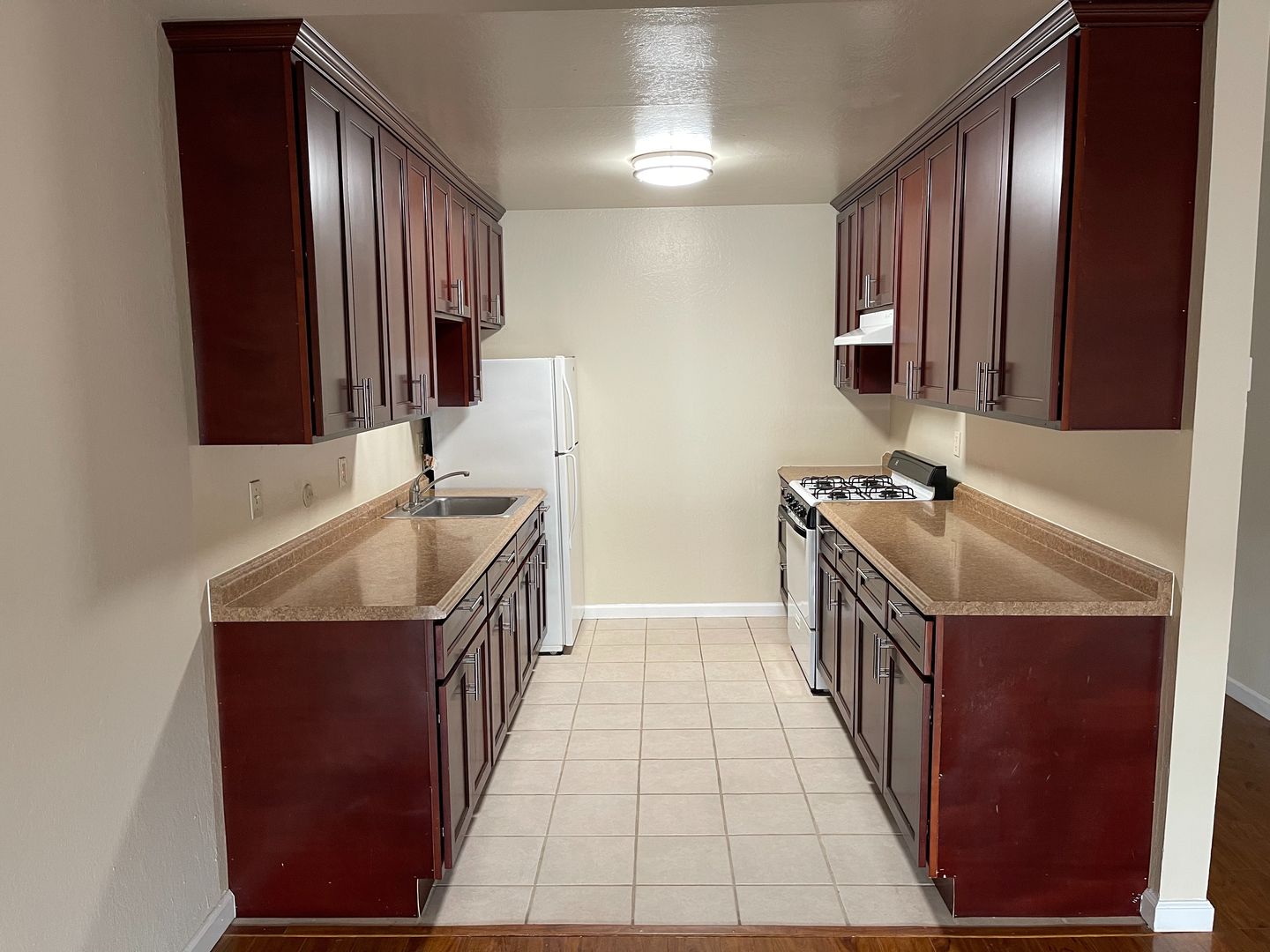 Daly City Apartment: 88th Street