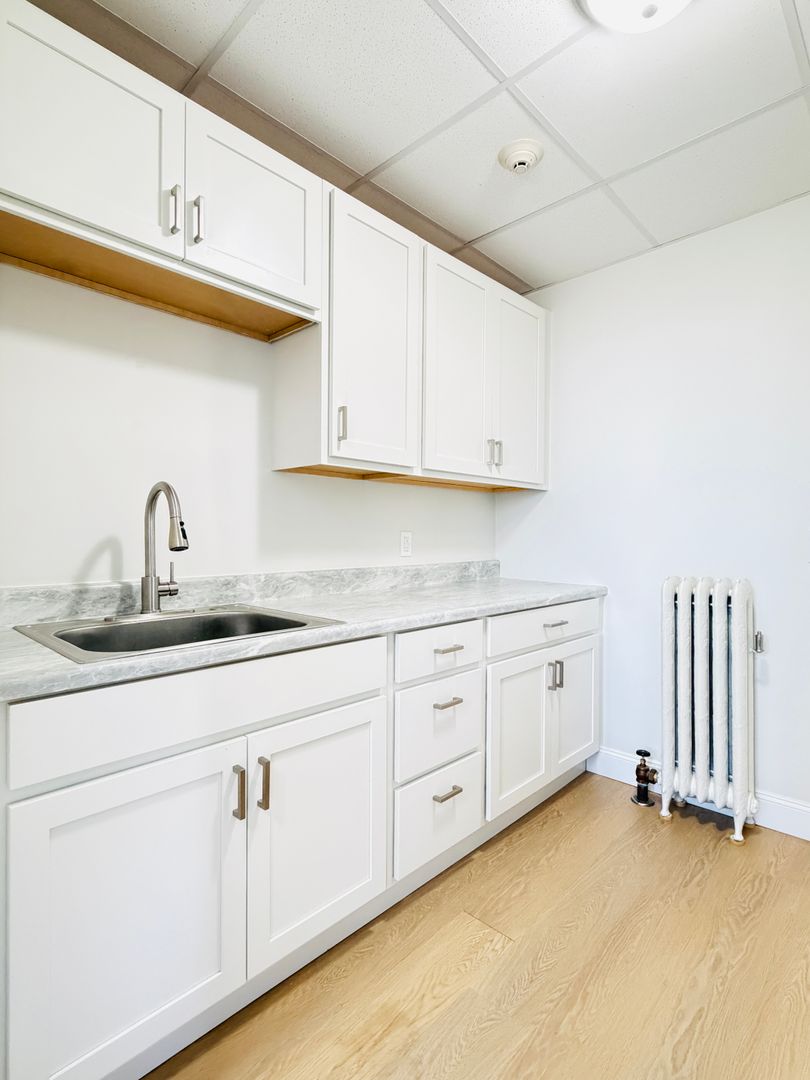 Cranston Apartment: 1704 Broad Street