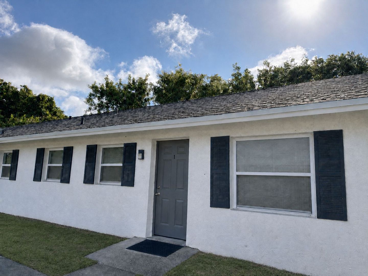 Vero Beach Apartment: 550 13th Place