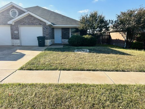 3 bedroom duplex – photo 1