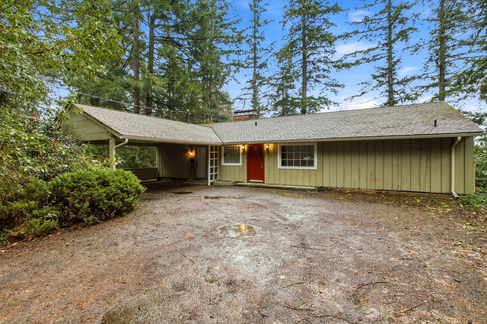 Kirkland House: 7435 NE 129th St