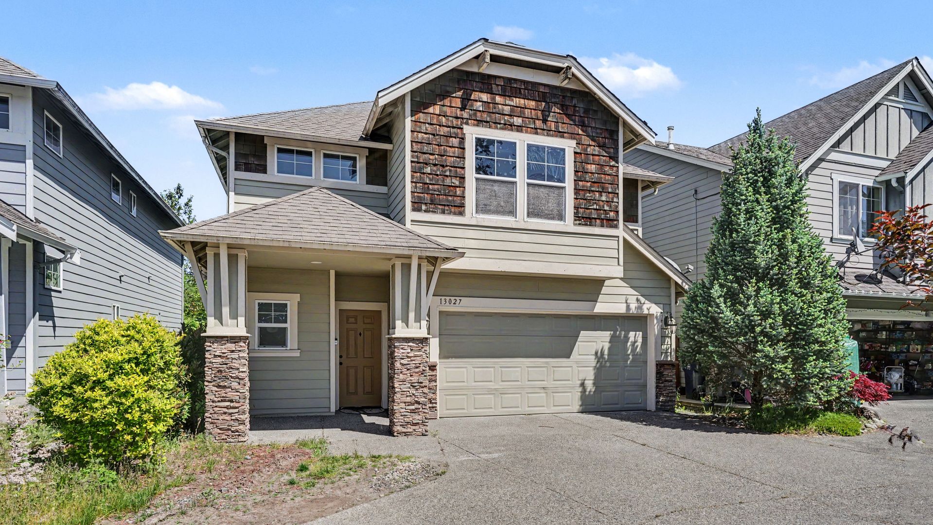 Everett House: 13027 27th Pl W