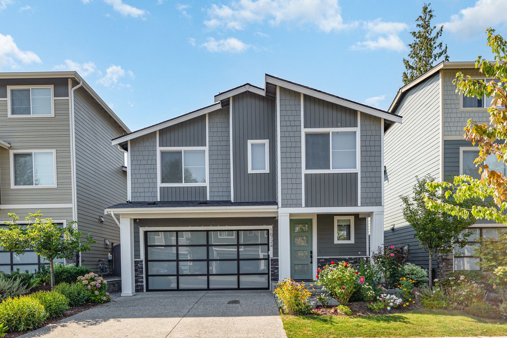 Bothell House: 16724 34TH AVE SE